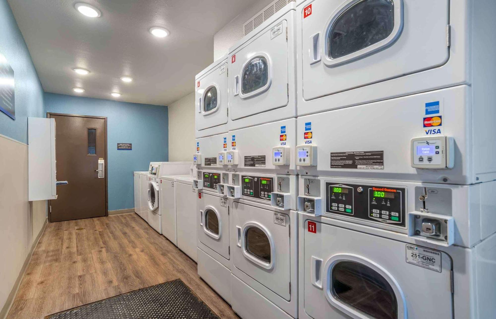 Extended Stay America Select Suites - Jackson - South 바이램 외부 사진
